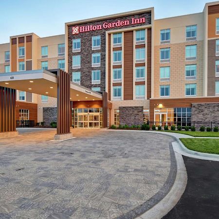 Hilton Garden Inn Lansing West Bagian luar foto